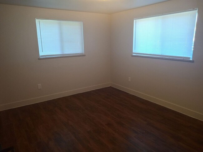 Building Photo - 5 Bedroom Single Family Home in Arvada