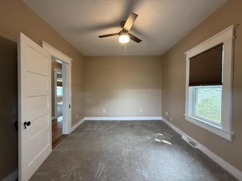 Building Photo - 1518 Tazewell Ave SE