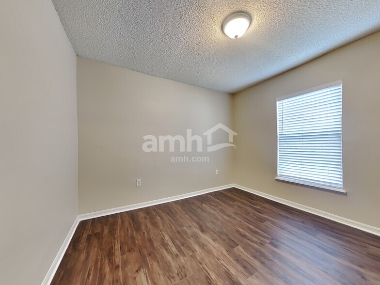 Building Photo - 7078 Shady Pine Ct