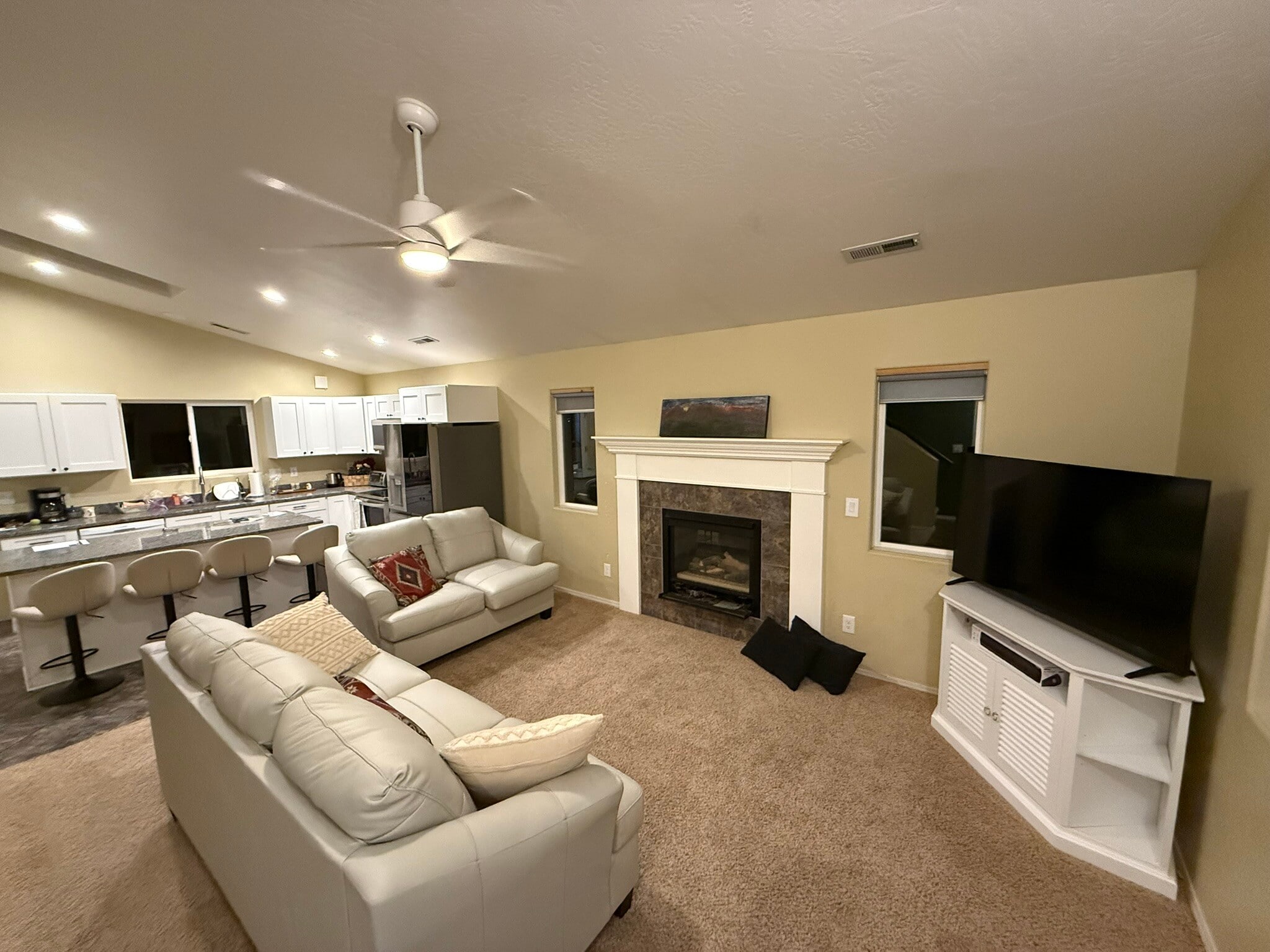 Building Photo - 3800 S Wagon Trl