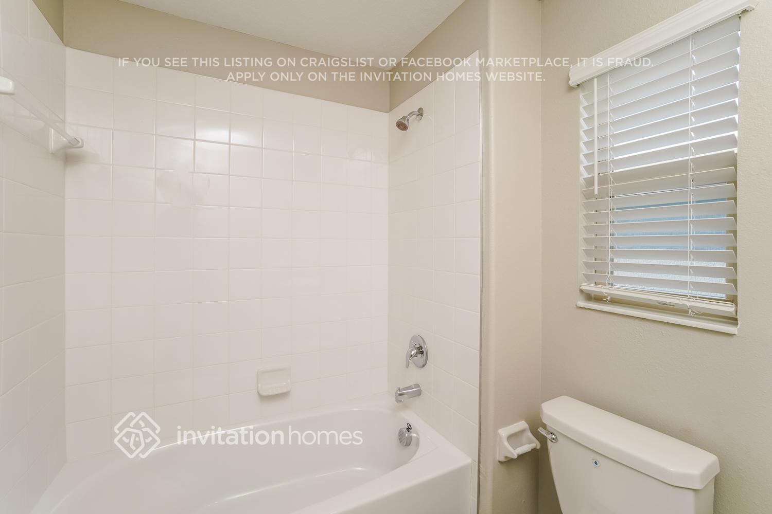 Building Photo - 8476 Houndstooth Enclave Dr
