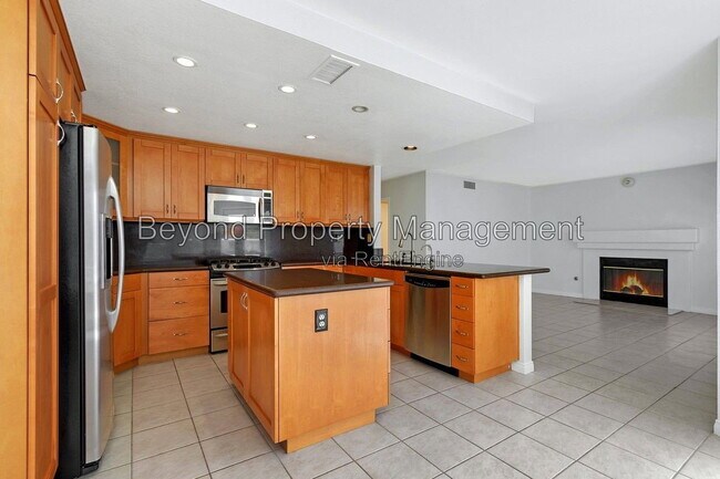Building Photo - 8845 Sparren Way