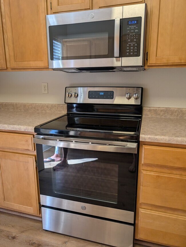 Building Photo - Super clean and upgraded 2 bed condo in Washington