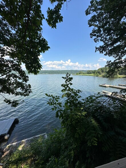 Building Photo - 835 Taughannock Blvd