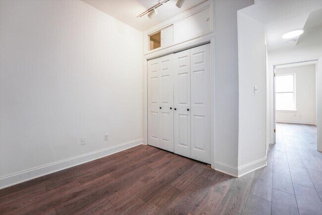 Building Photo - 157 14th St