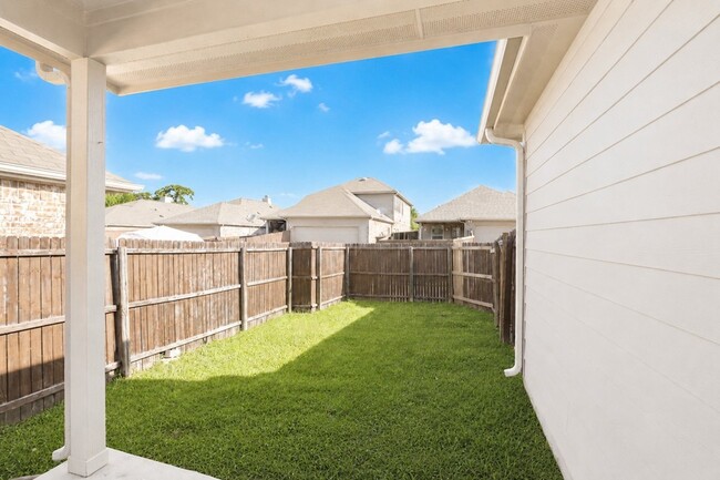 Building Photo - 9113 Holliday Ln
