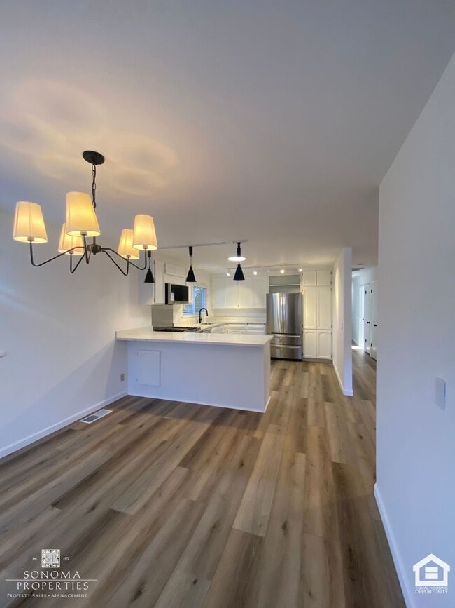 Building Photo - Updated 3bd+ Home In Glen Ellen
