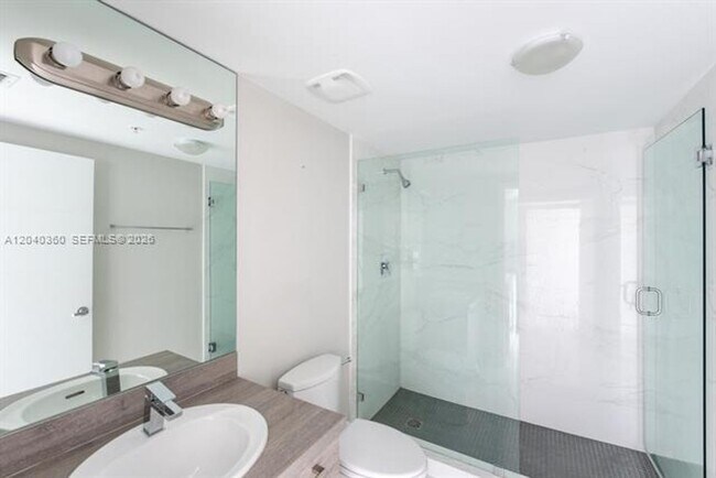 Building Photo - 400 Sunny Isles Blvd
