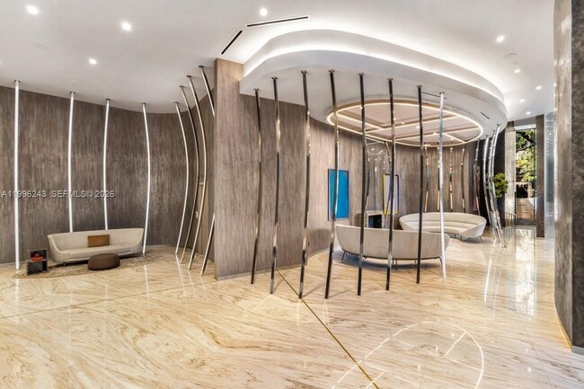 Building Photo - 1000 Brickell Plaza