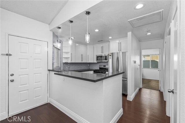 Building Photo - 11755 Vale Vista Dr