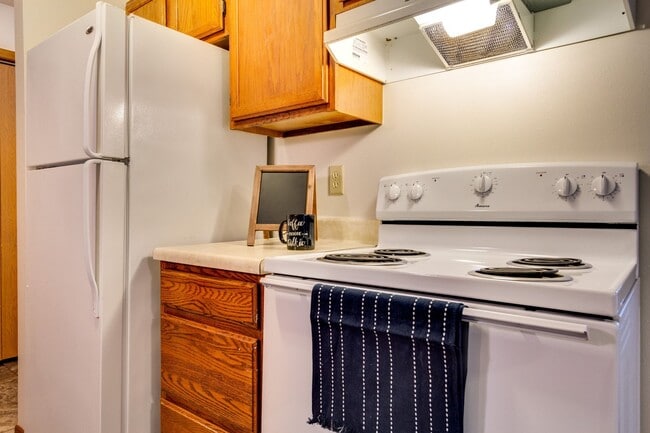 Interior Photo - Oakwood