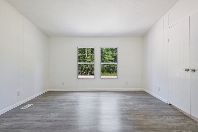 Building Photo - 15506 N Paradise Park Ln
