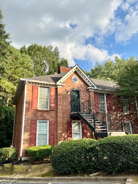 Building Photo - 1166 Booth Rd