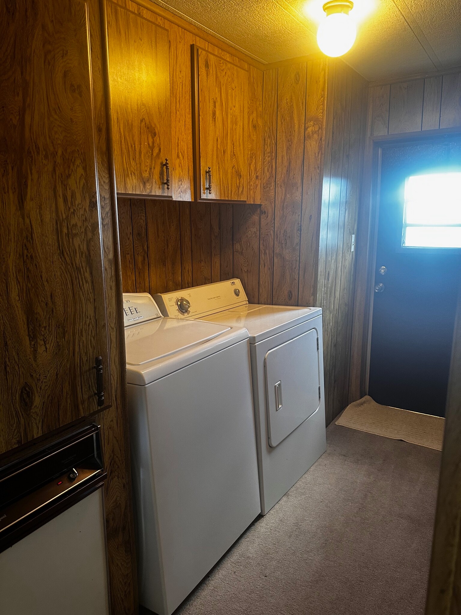 Laundry - 258 County Road 342
