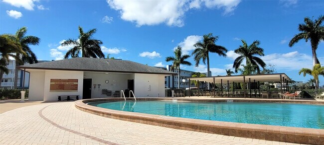 Building Photo - 4070 Exeter