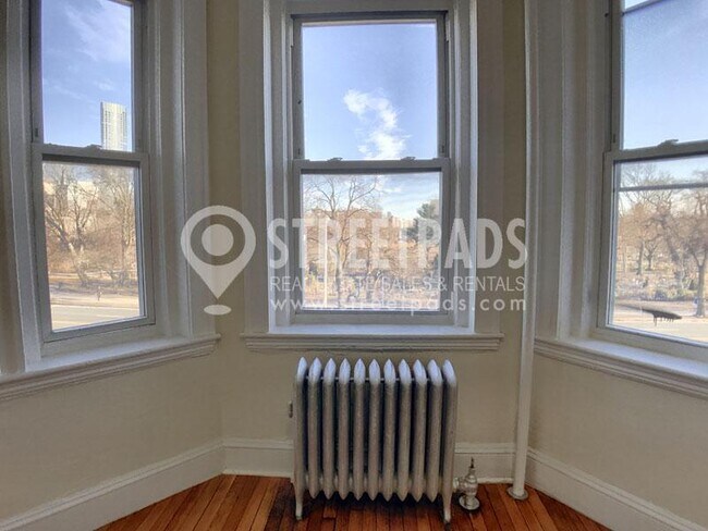 Primary Photo - 1 bedroom in Boston MA 02215