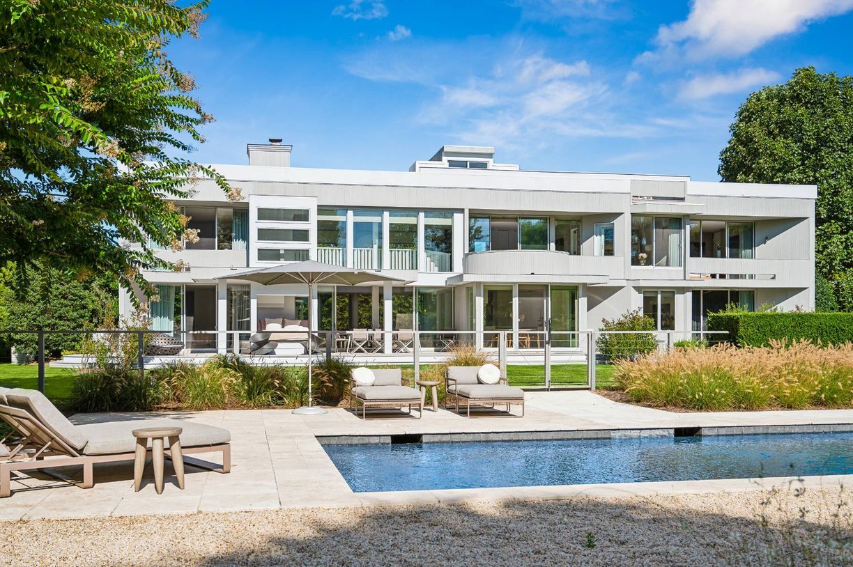 Building Photo - 8 Heller Ln