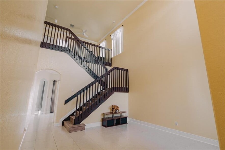 Building Photo - 7682 NW 19th St