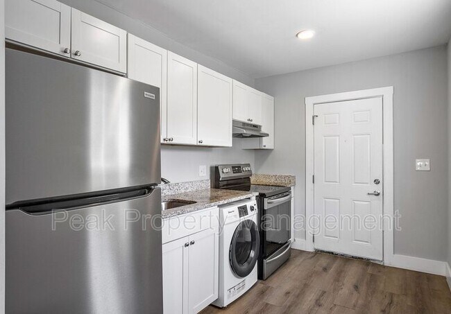 Building Photo - 1618 Maury St