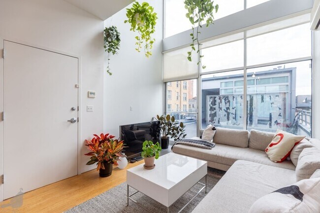 Building Photo - Amazing Two-Level Loft in the Heart of the...