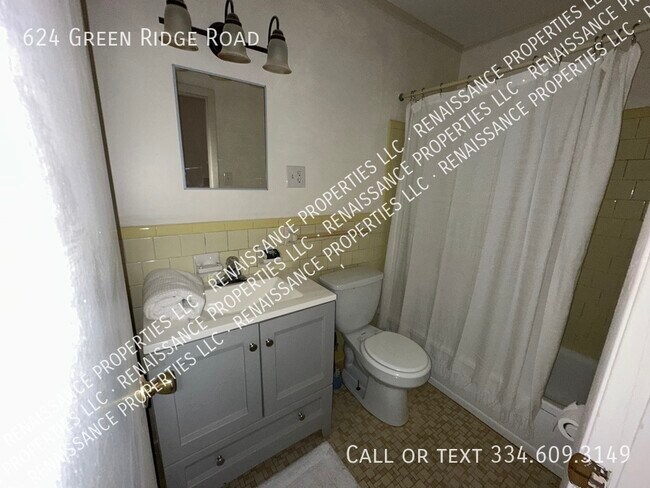 Building Photo - 624 Green Ridge Rd