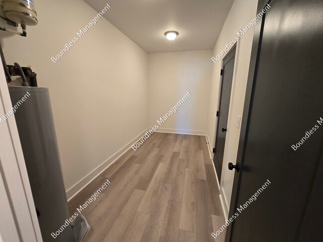 Building Photo - 340 Eugenia St SW