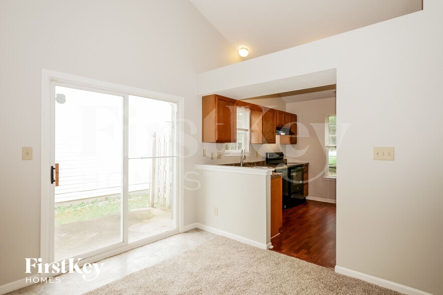 Building Photo - 6843 Owls Nest Ct