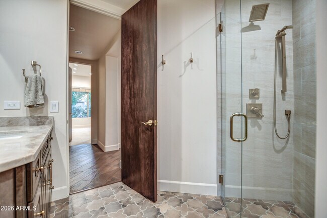 Building Photo - 9671 E Monument Dr