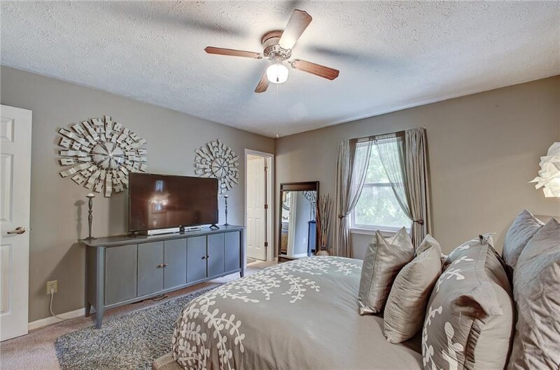 Building Photo - 6750 Wild Cherry Dr