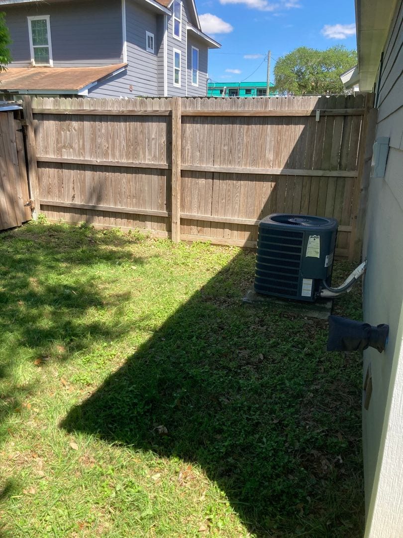 Building Photo - 5217 Sherman St