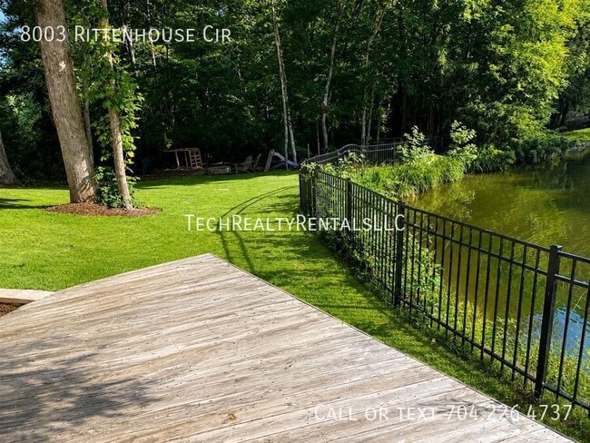 Building Photo - 8003 Rittenhouse Cir