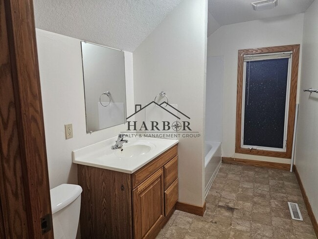 Building Photo - Single Family Home in Kasson, Mn