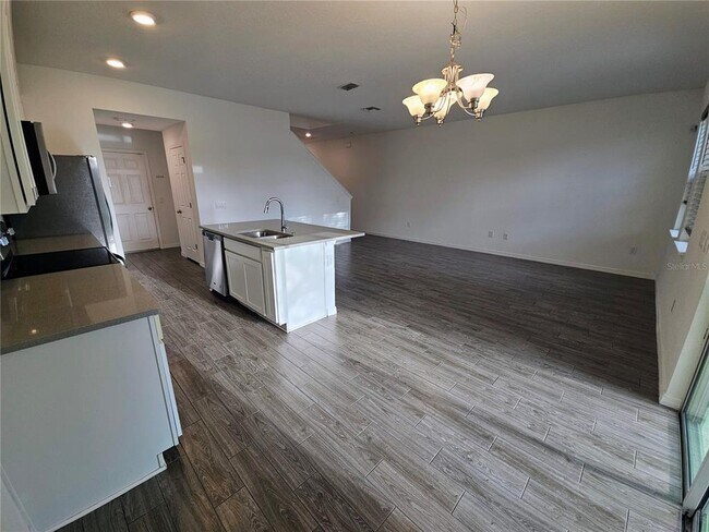 Building Photo - 15313 Willow Arbor Cir