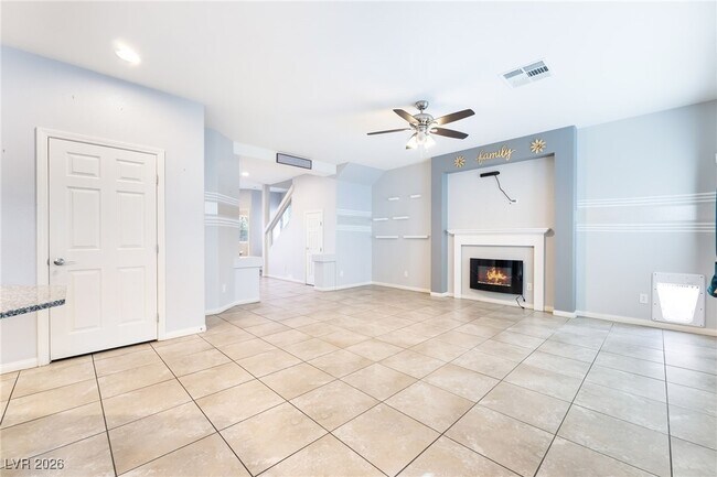 Building Photo - 5793 Rolling Dale Ave