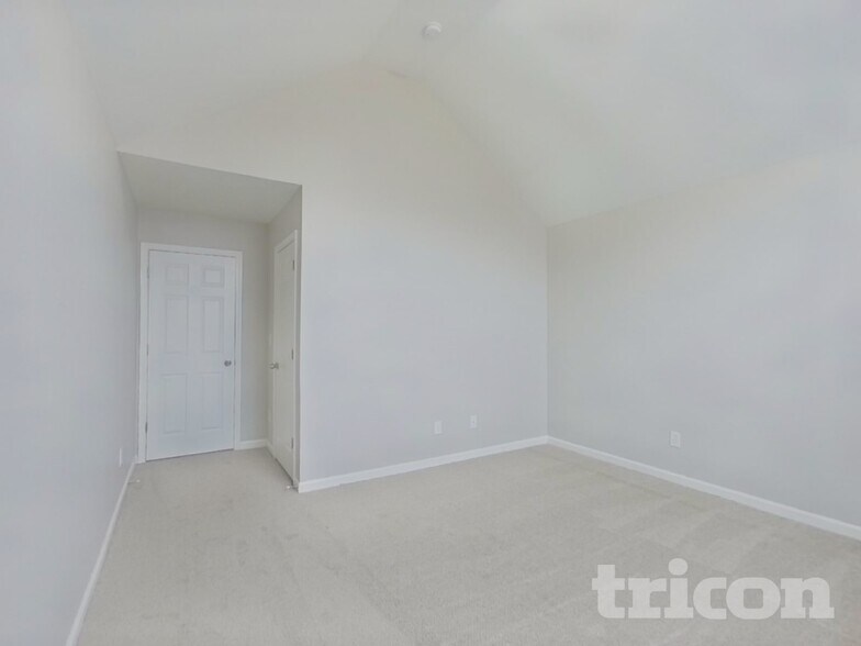 Building Photo - 3837 Parkers Fry