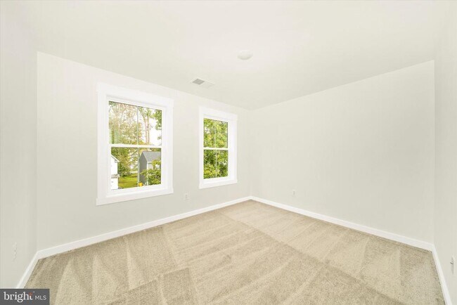 Building Photo - 801 Cedar Ave