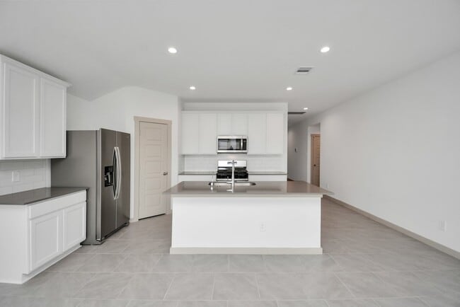 Building Photo - 7731 Suffolk Vly Ln