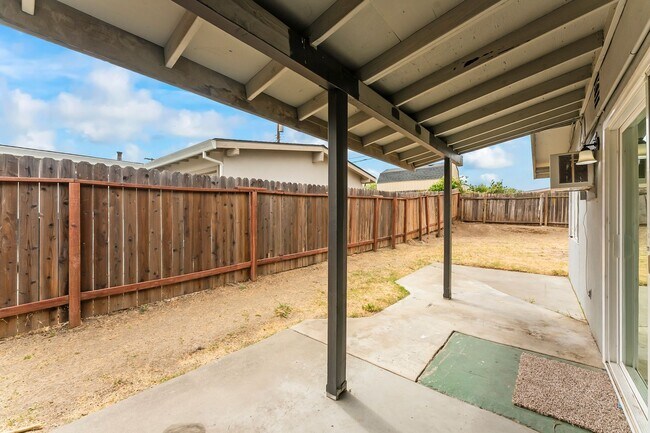 Building Photo - 6429 Stoneman Dr