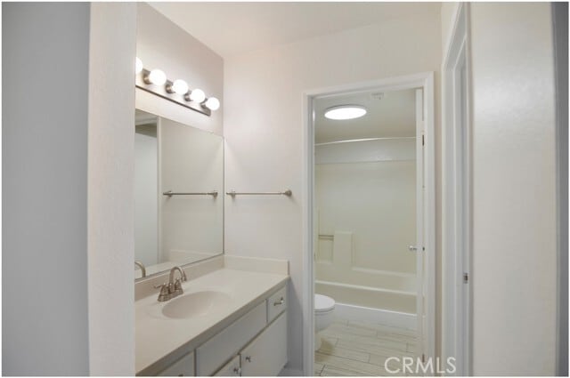 Building Photo - 44 Corniche Dr