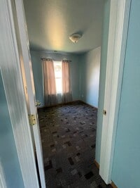Building Photo - 1207 S 18th Ave