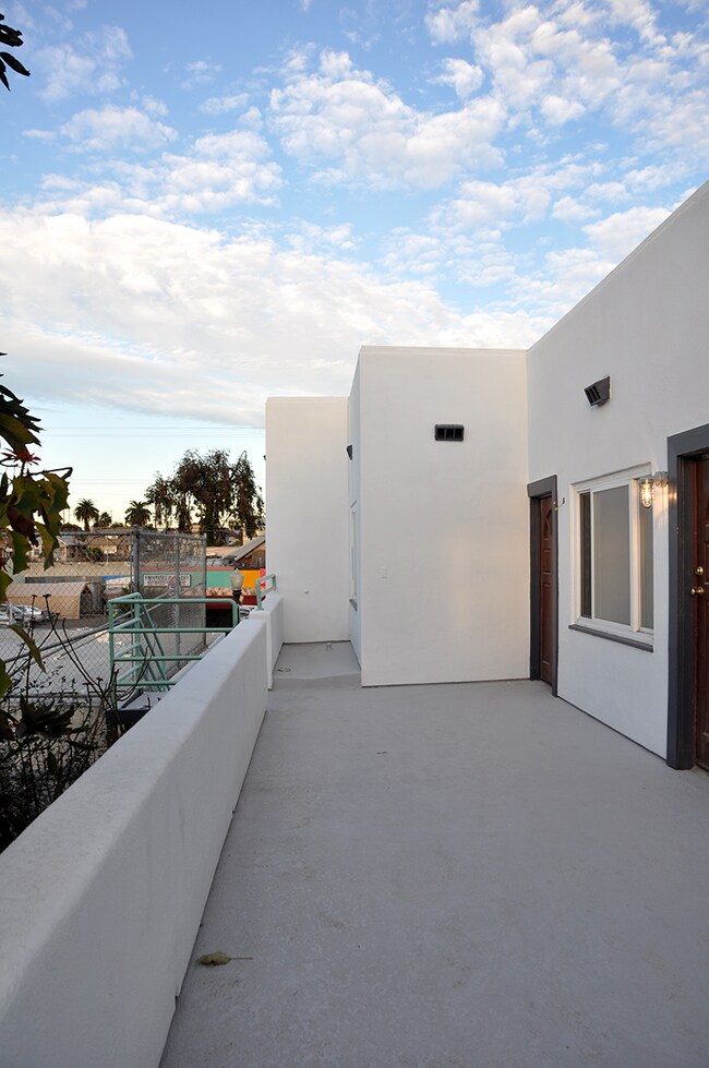 Building Photo - 2153 Logan Ave