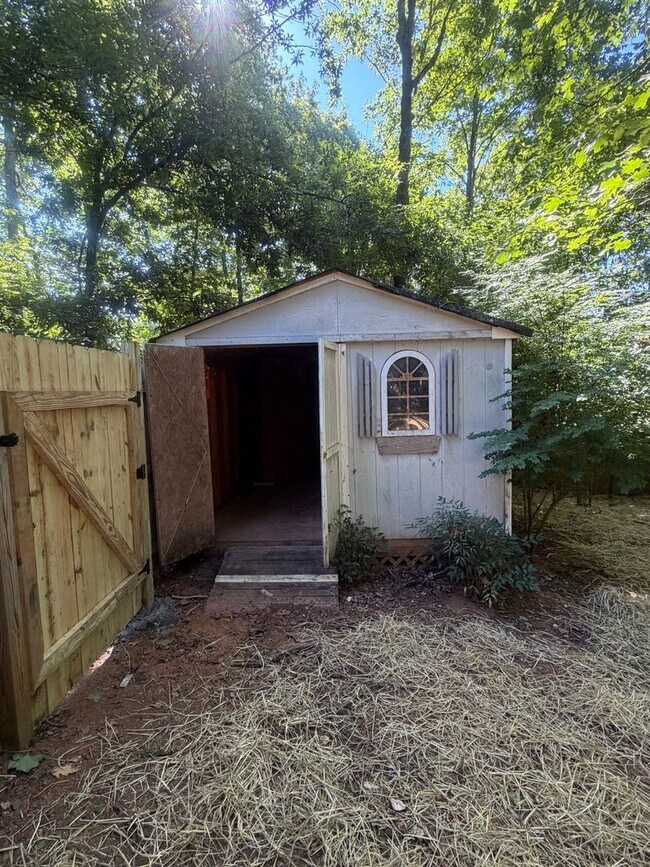Building Photo - 3 Bedroom, 2.5 Bath Brand New Home for Rent (PARKWOOD AREA OF MONROE)