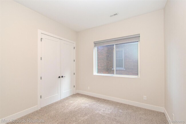 Building Photo - 4530 Commonwealth St