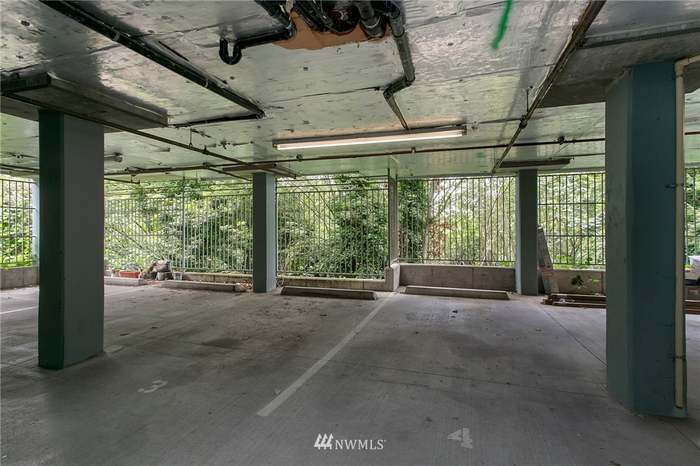 2 parking spaces - 1729 12th Ave S