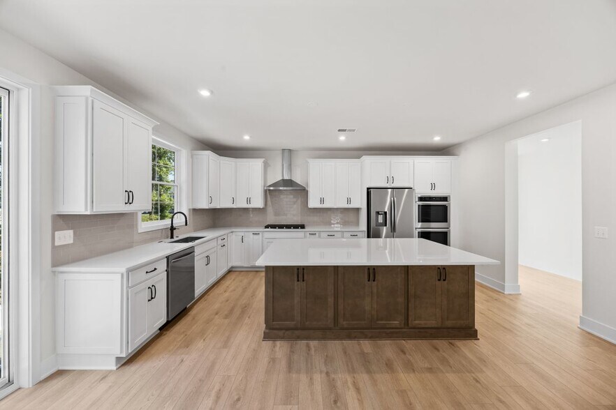 Building Photo - 104 Alabaster Ln