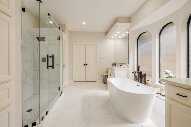 Building Photo - 5706 Cielio Bay Ct