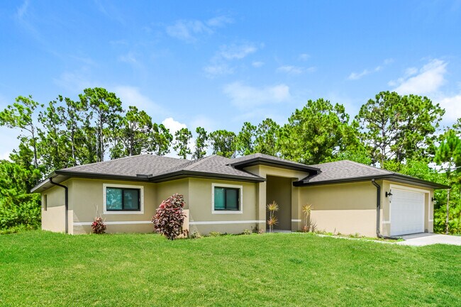 Building Photo - 4916 2nd St W, Lehigh Acres, FL