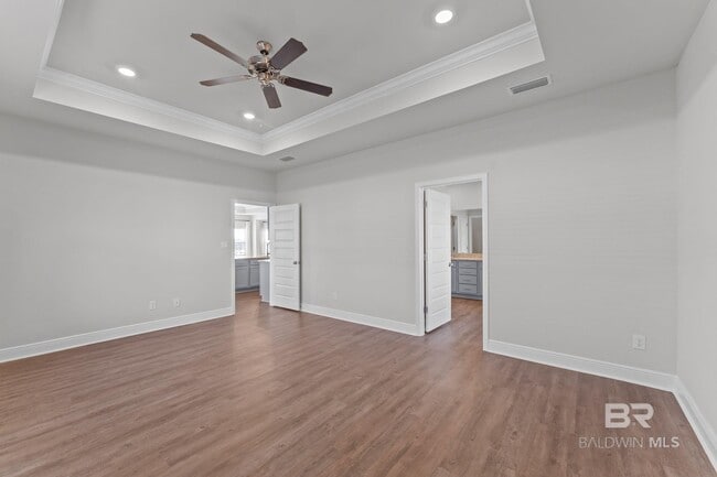 Building Photo - 21121 Yosemite Blvd