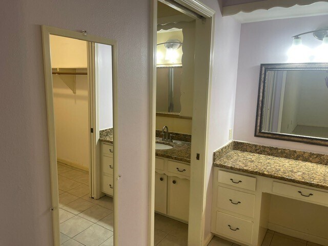 Building Photo - 1006 Walnut Bend Ln