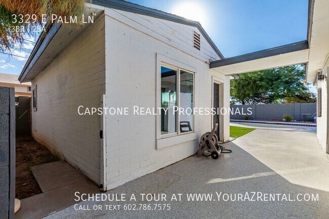 Building Photo - 3329 E Palm Ln